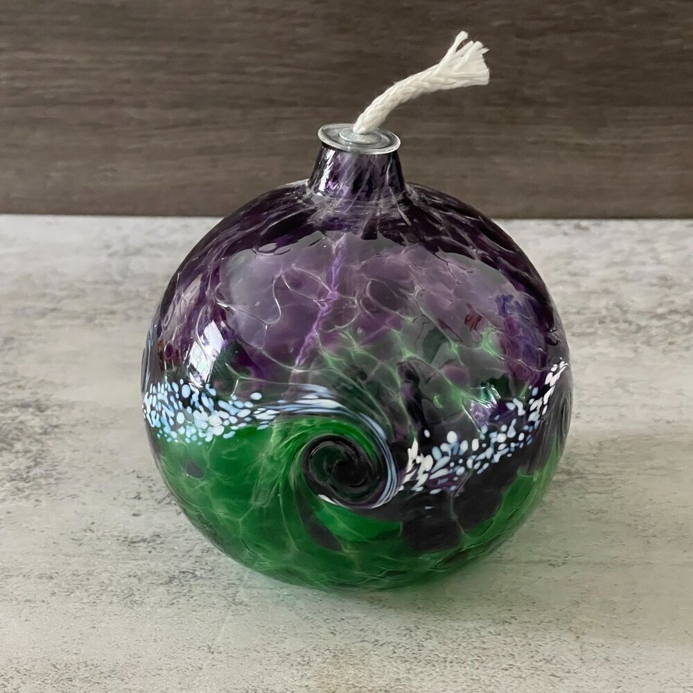NWT Kitras Studio Art Glass Van Glow 4" Round Globe Oil Lamp Purple Green Wick